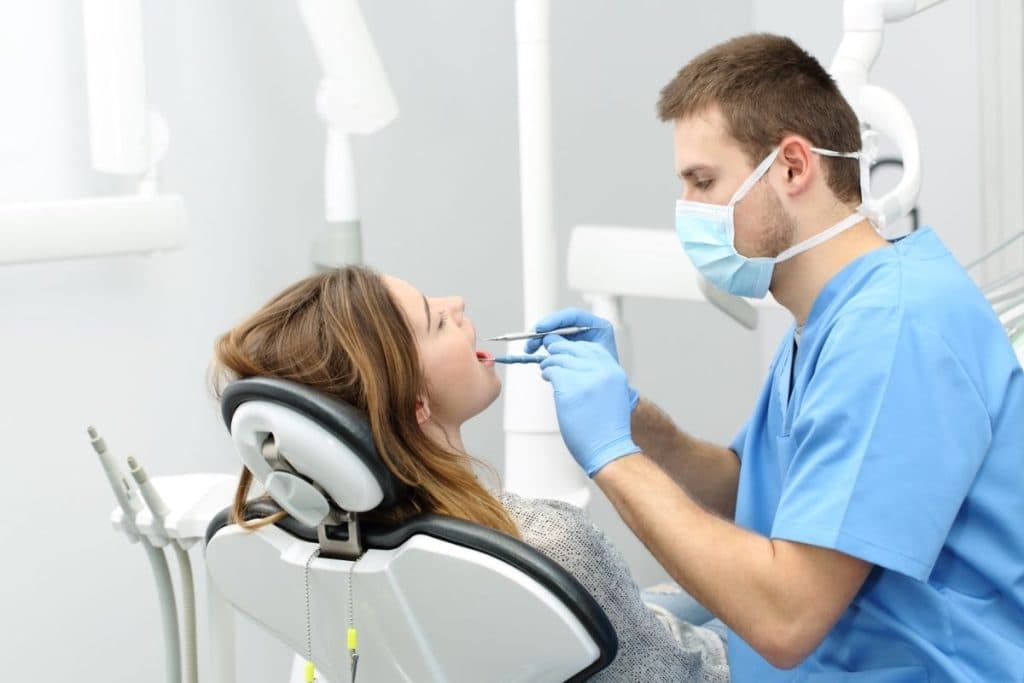 3/10 – Dia do Dentista